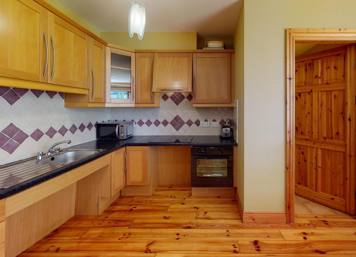 Dingle Courtyard Cottages 4 Bed By Trident Holiday Homes Dış mekan fotoğraf