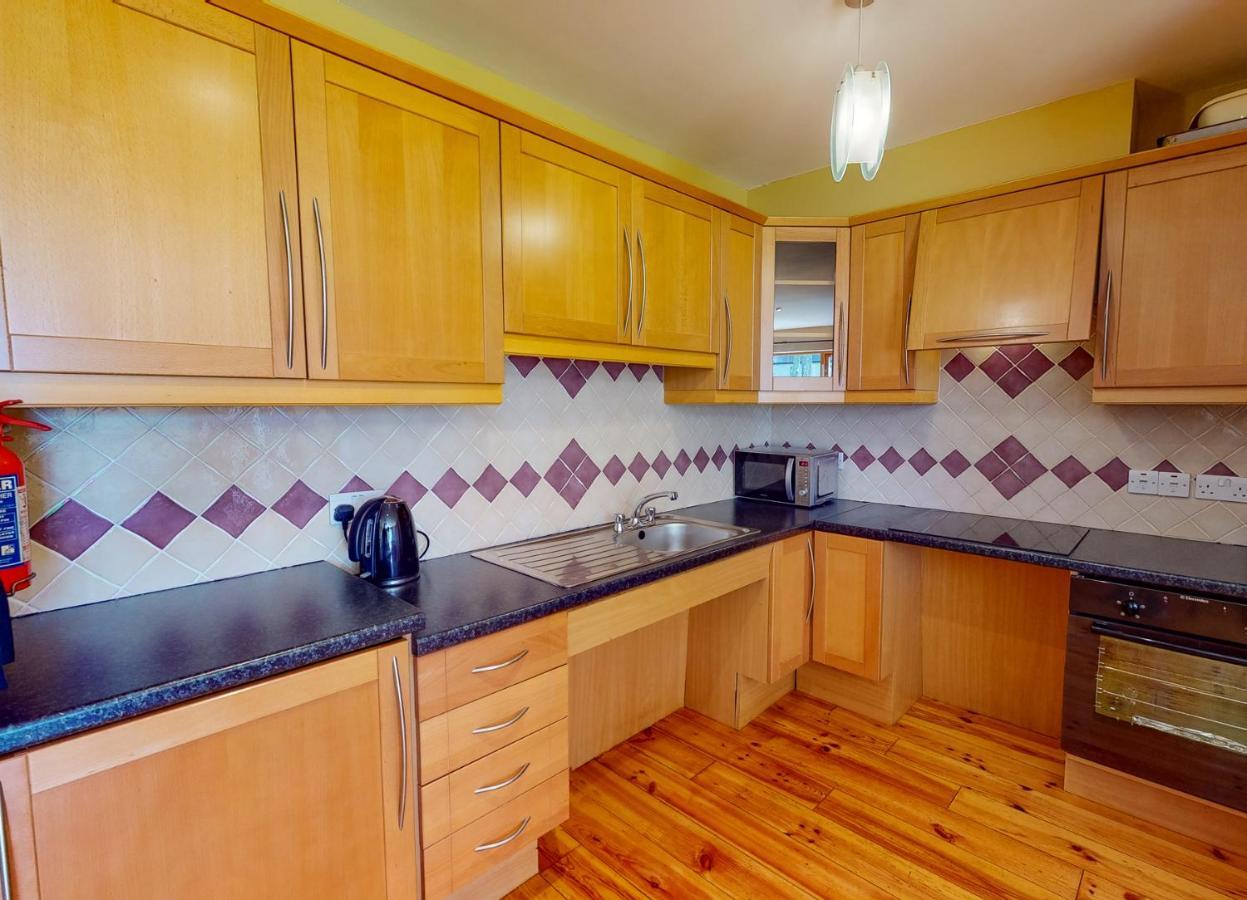 Dingle Courtyard Cottages 4 Bed By Trident Holiday Homes Dış mekan fotoğraf