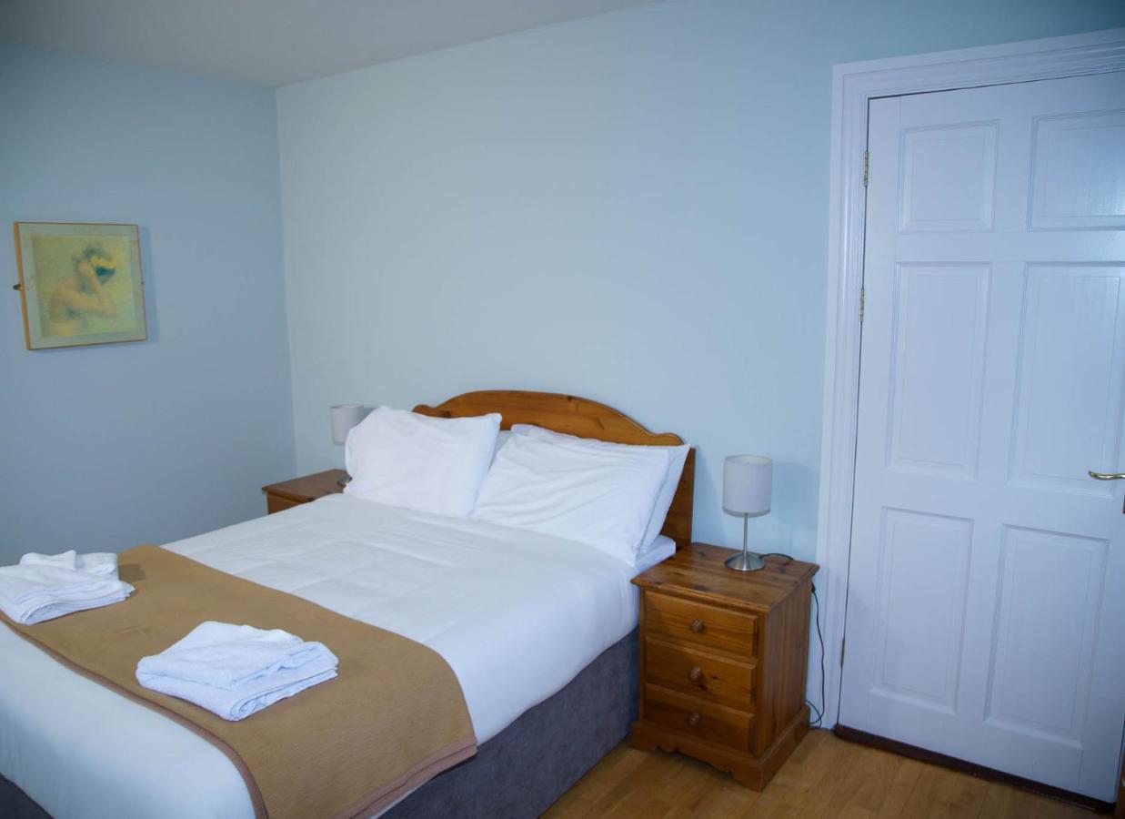 Dingle Courtyard Cottages 4 Bed By Trident Holiday Homes Dış mekan fotoğraf