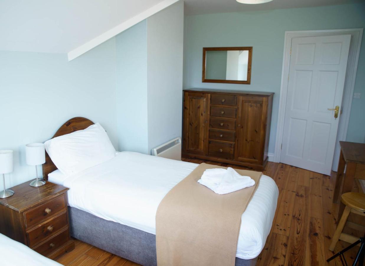 Dingle Courtyard Cottages 4 Bed By Trident Holiday Homes Dış mekan fotoğraf