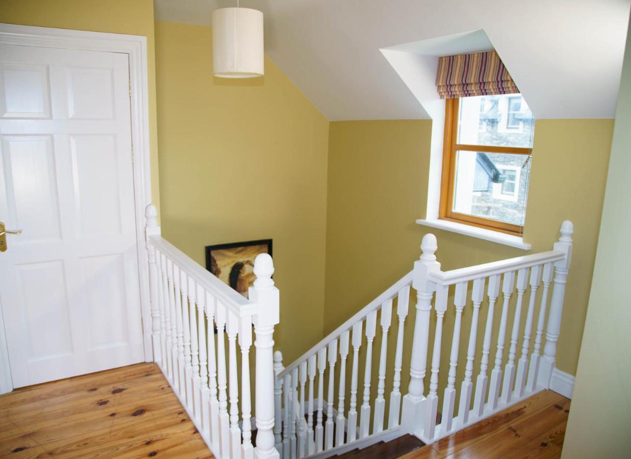 Dingle Courtyard Cottages 4 Bed By Trident Holiday Homes Dış mekan fotoğraf